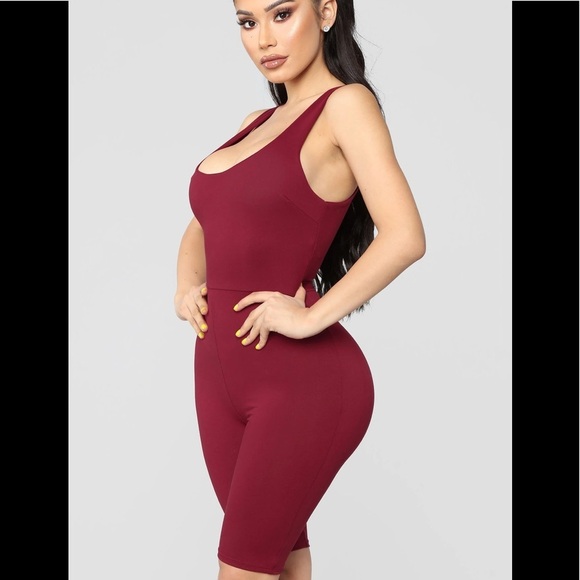 FASHION NOVA Remedy For Everything Romper Burgundy Size Small - Picture 6 of 7